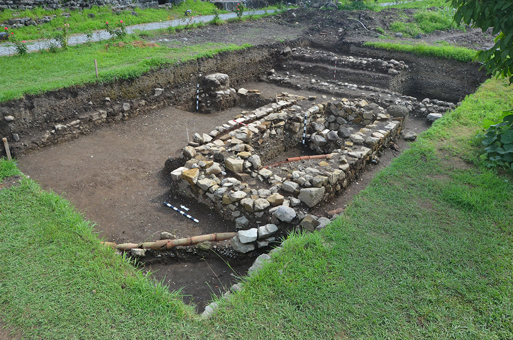  Archeological excavations in Gonio-Apsarus Fortress-